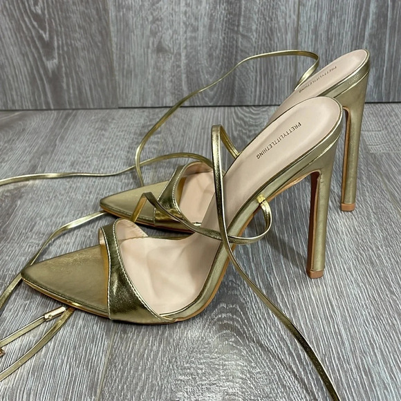 NWOT PrettyLittleThing Gold Point Toe Lace Up High Heeled Sandals US 7 (UK 4) - Picture 4 of 13